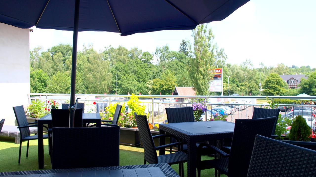Pension Village การ์โลวีวารี ภายนอก รูปภาพ
